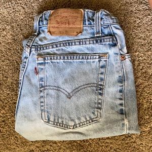 Vintage Levi’s; high waisted mom jean style